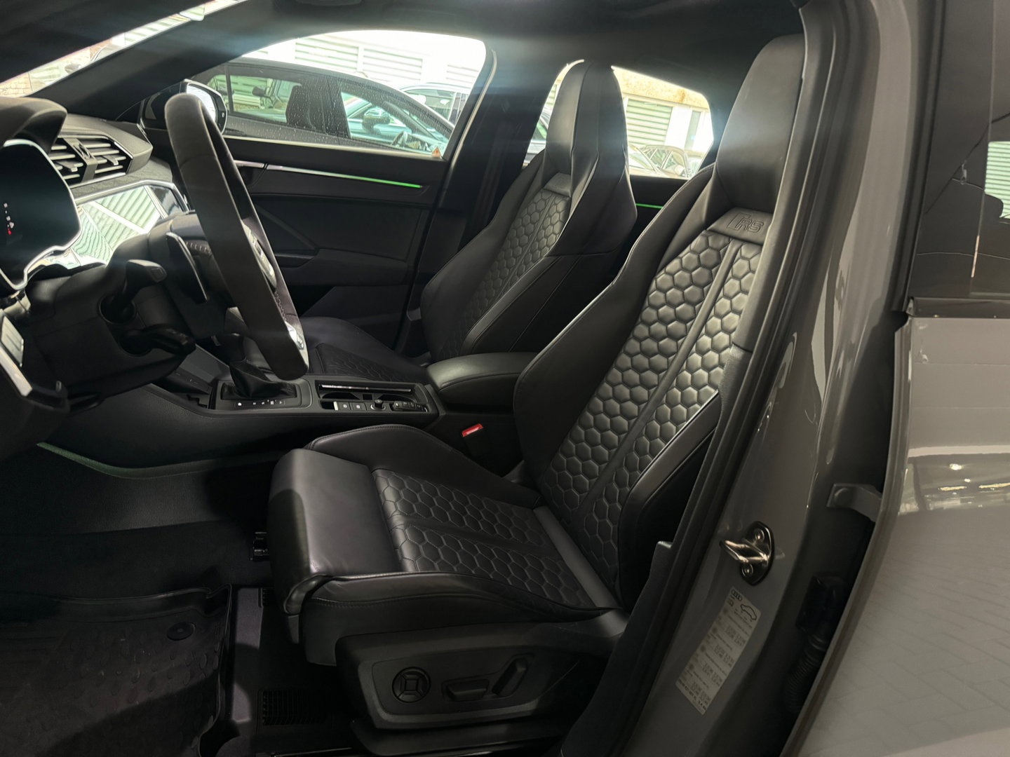 Audi RSQ3 Sportback 2.5 TFSI Pano|Memory|Sonos|RS Seat|Trekhaak