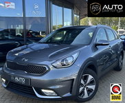 Kia Niro - 1.6 GDi Hybrid First Edition | Volledig Dealeronderhouden! | 2e Eigenaar | Nette Staat | NL AUTO | Achteruitrijcamera | Navigatie | Climate Control | Cruise Control | 2 Sleutels | APK tot 10-03-2027 |