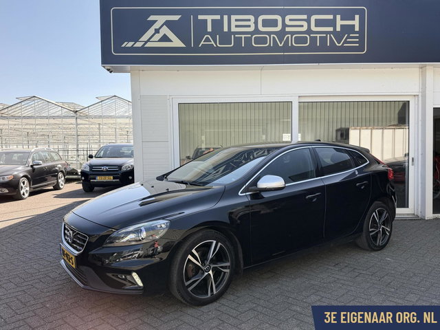 Volvo V40 - 2.0 D2 R-Design Xenon Trekhaak EURO 6