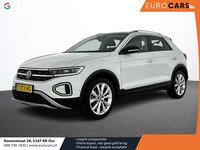 Volkswagen T-Roc - 1.5 TSI 150pk DSG / Automaat Style two tone Navigatie Apple Carplay/Android Auto Parkeersensoren Camera Adaptive Cruise Control Blind Spot Assist Park Assist Stoel- en stuurverwarming Elektrische achterklep LED-koplampen