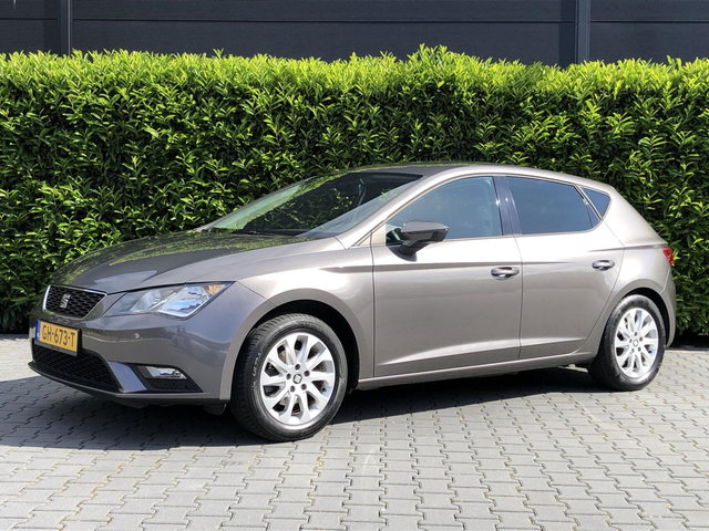 SEAT Leon - 1.2 TSI Reference, NAVIGATIE, ECC-AIRCO, CRUISE, LM-VELGEN, TREKHAAK, PDC