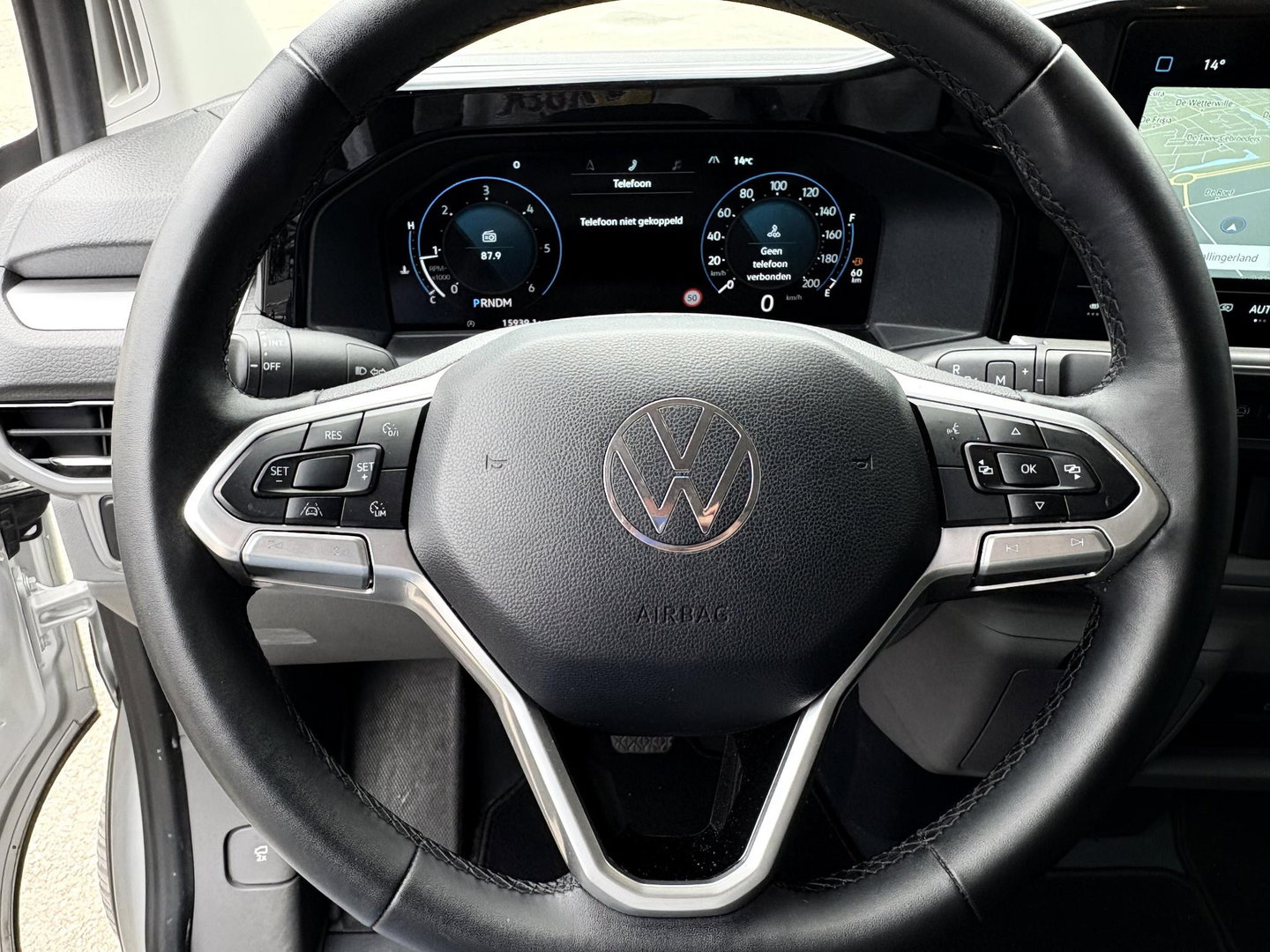 Volkswagen Transporter 2.0 TDI L2H1 PanAmericana | STOELVERW. | DIGITAL COCKPIT | STUURWIELBEDIENING | CAMERA