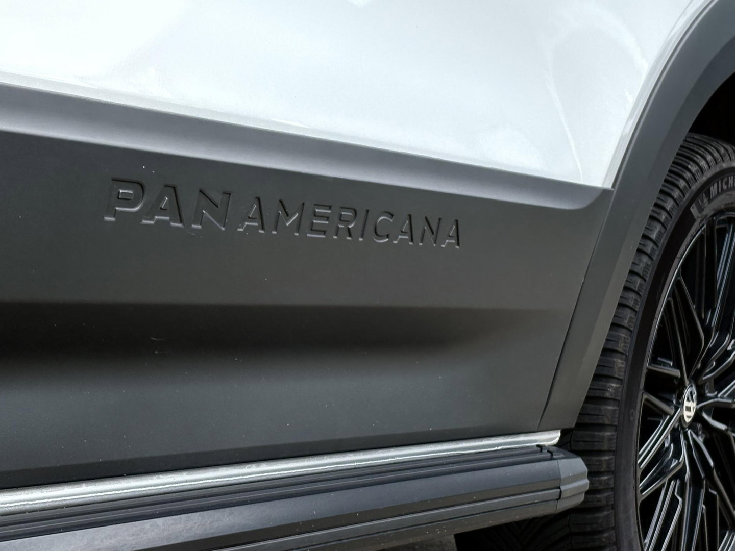 Volkswagen Transporter 2.0 TDI L2H1 PanAmericana | STOELVERW. | DIGITAL COCKPIT | STUURWIELBEDIENING | CAMERA