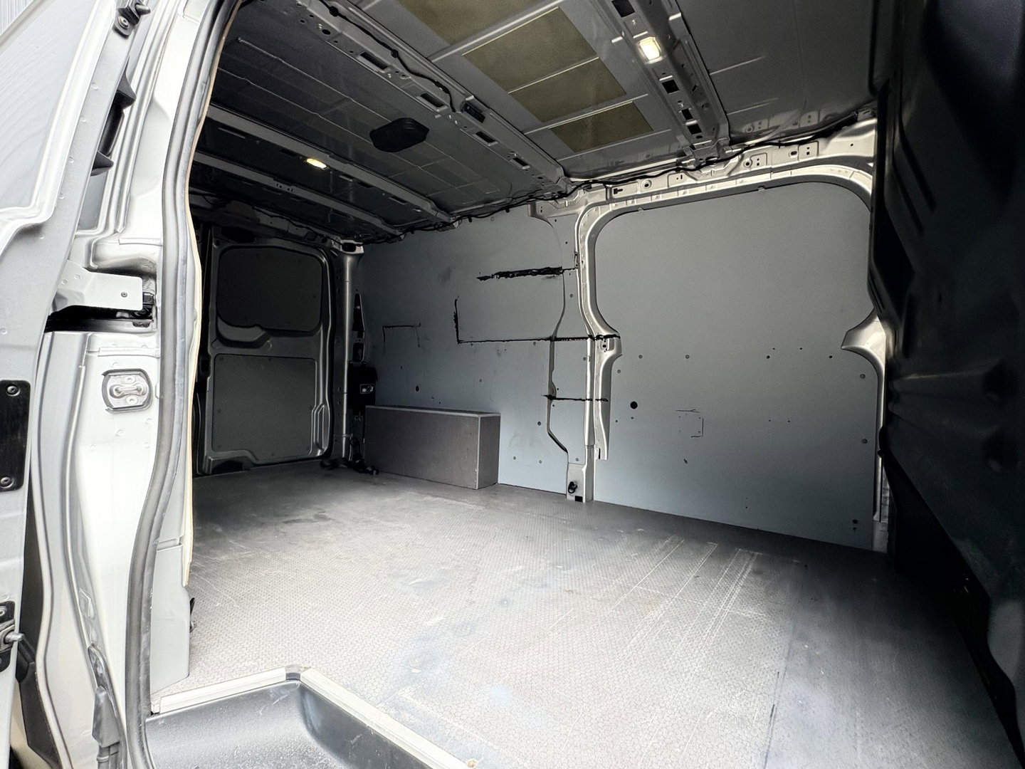 Volkswagen Transporter 2.0 TDI L2H1 PanAmericana | STOELVERW. | DIGITAL COCKPIT | STUURWIELBEDIENING | CAMERA