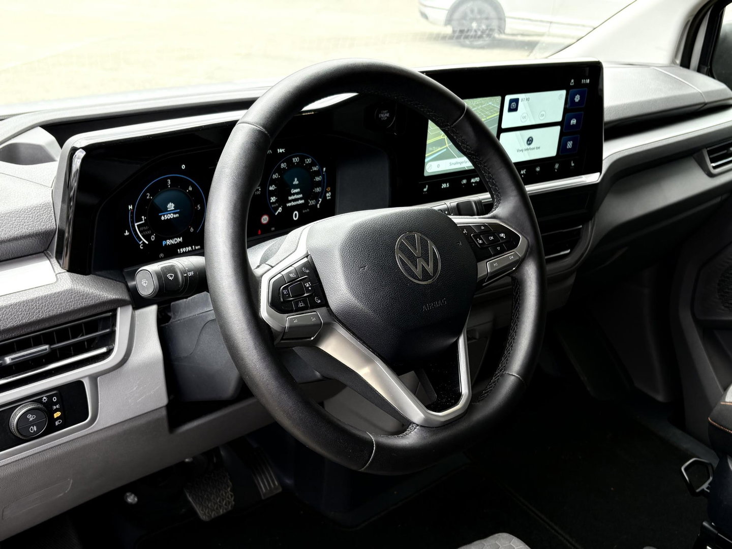 Volkswagen Transporter 2.0 TDI L2H1 PanAmericana | STOELVERW. | DIGITAL COCKPIT | STUURWIELBEDIENING | CAMERA