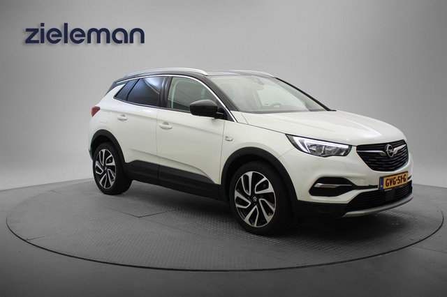 Opel Grandland X - 1.2 Turbo Innovation Automaat - Carplay, Keyless, Camera, Half Leer, Trekhaak