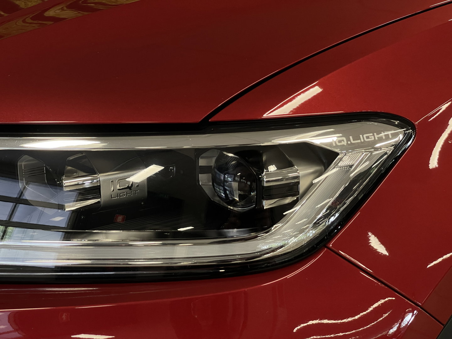 Volkswagen T-Roc Cabrio 1.5 TSI R-Line | Automaat | Apple Carplay | Stoel- Stuurverwarming | IQ Light | Achteruitrijcamera |