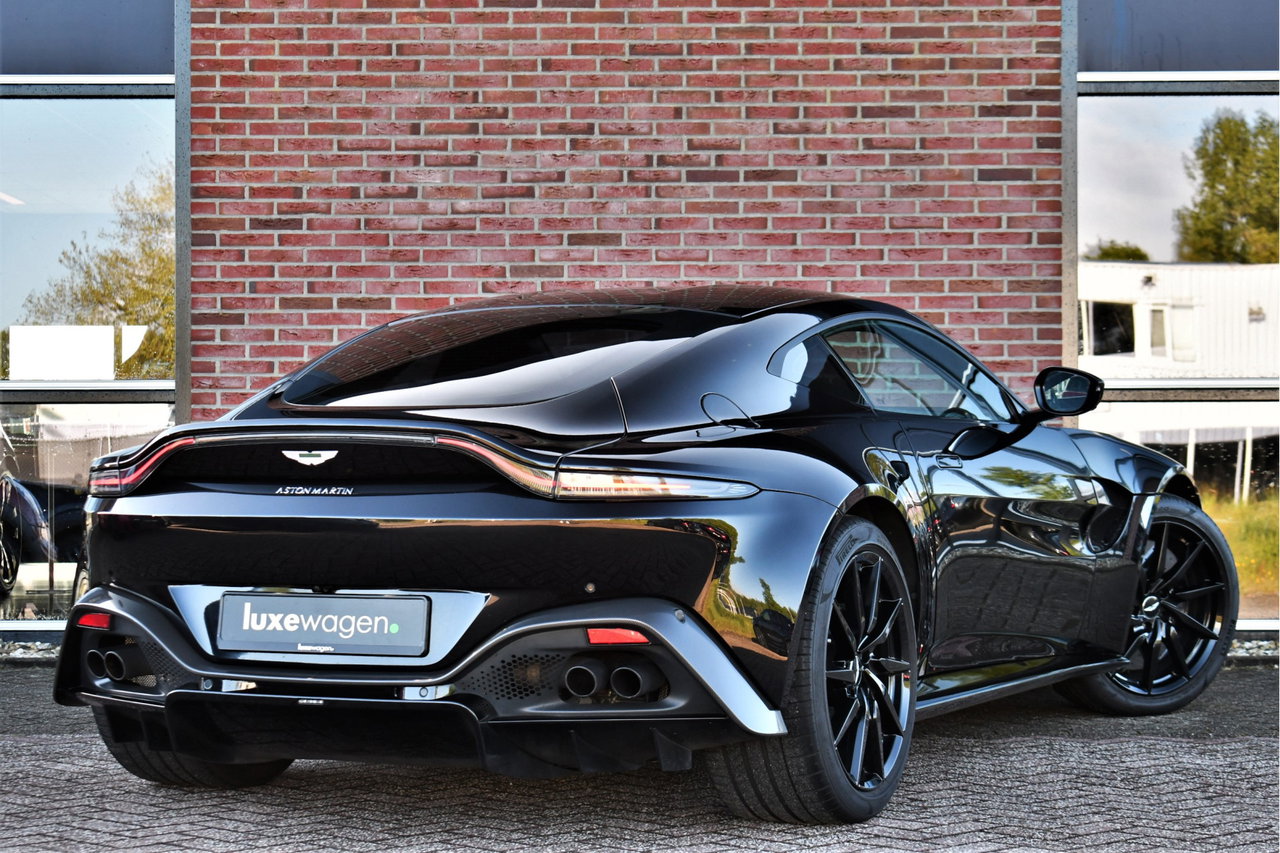Aston Martin V8 Vantage