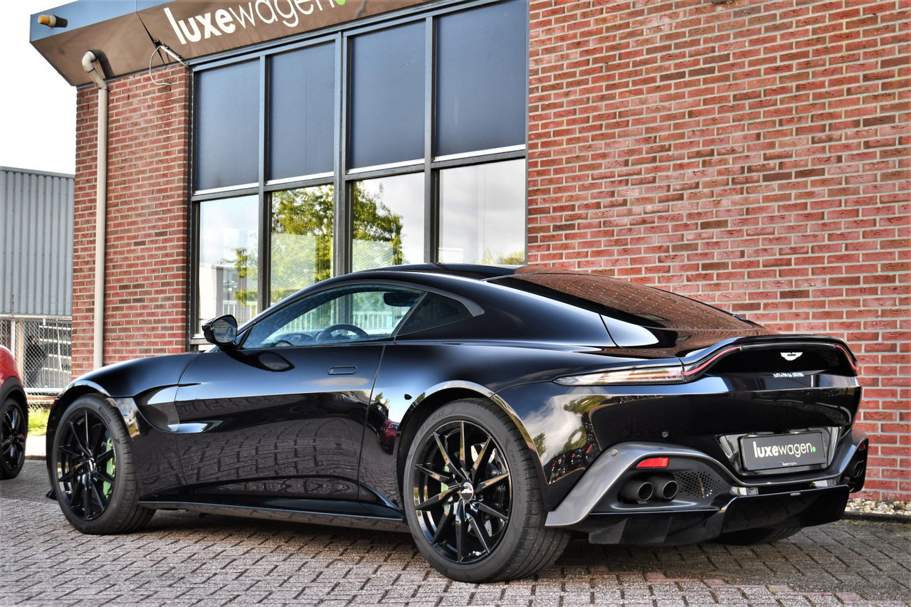 Aston Martin V8 Vantage