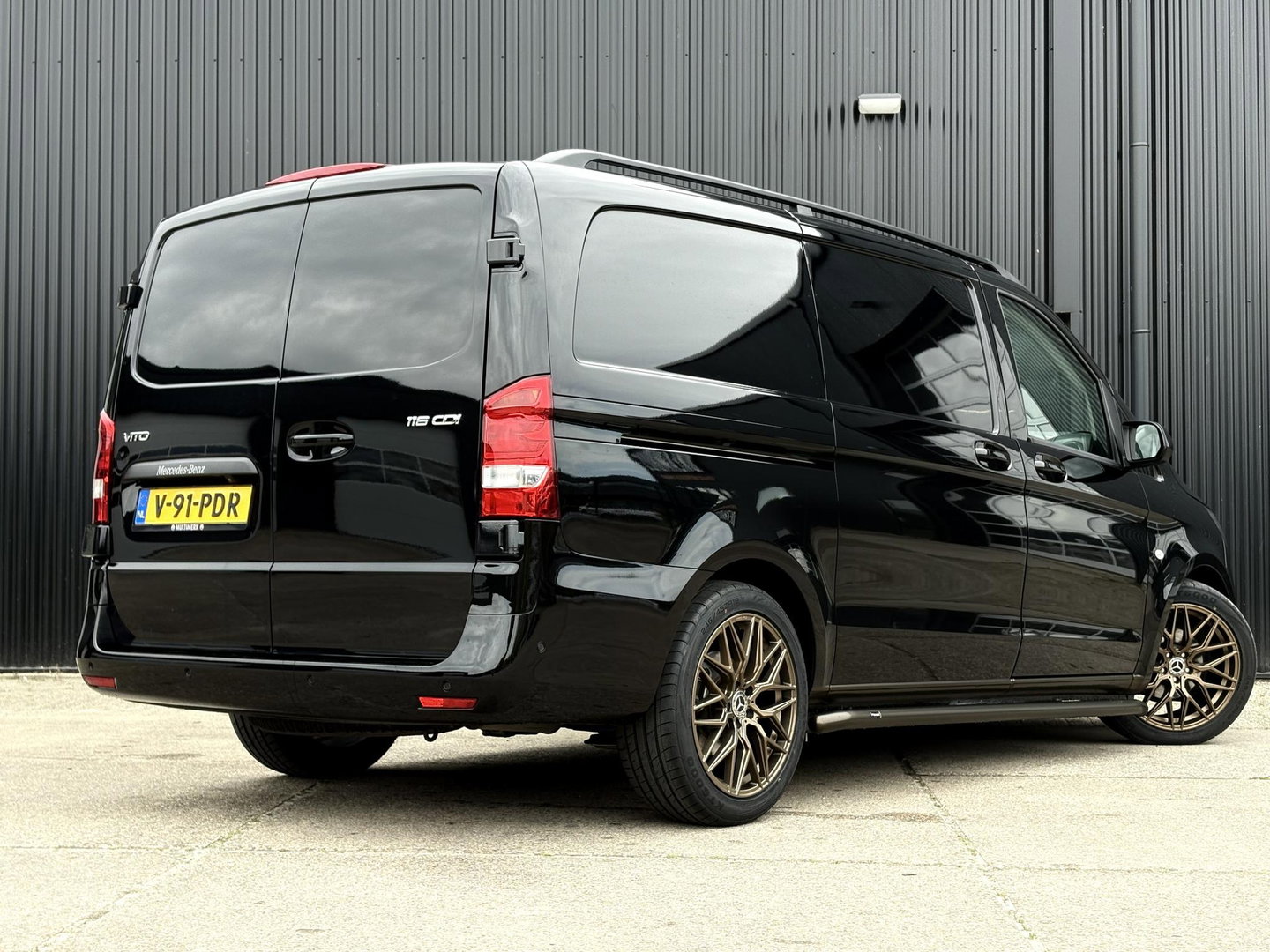 Mercedes-Benz Vito 116 CDI | MAYBACH STYLE | PDC | CAMERA | LED | LEDER
