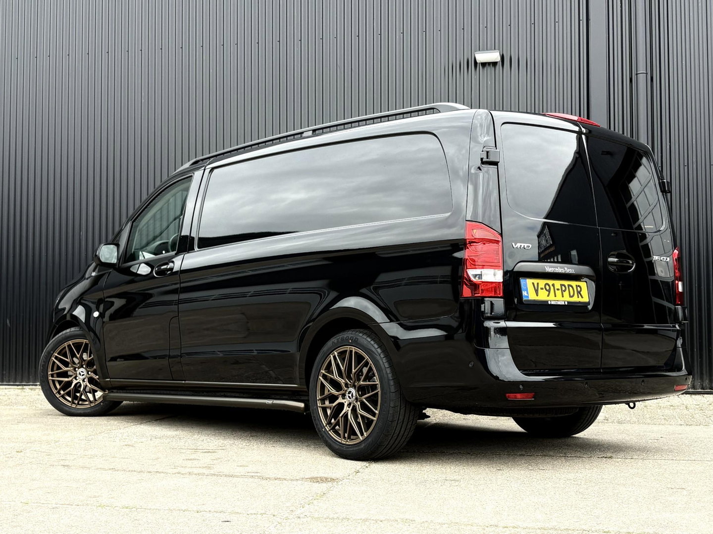 Mercedes-Benz Vito 116 CDI | MAYBACH STYLE | PDC | CAMERA | LED | LEDER