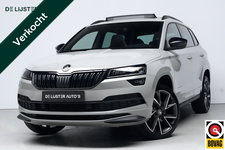 Škoda Karoq - 1.5 TSI ACT Sportline Automaat | Pano-dak | CarPlay | Acc | Camera | Stoelverwarming | Pdc | Led | Trekhaak | Keyless |