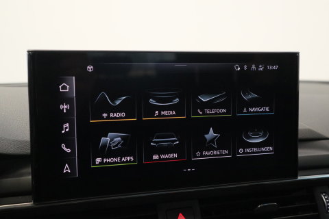 Audi A4 Avant 40 TFSI S edition Leder Panoramadak Full-led 24 Maanden garantie* (Vraag naar de voorwaarden)