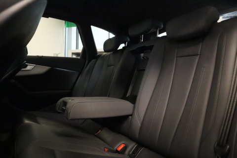 Audi A4 Avant 40 TFSI S edition Leder Panoramadak Full-led 24 Maanden garantie* (Vraag naar de voorwaarden)