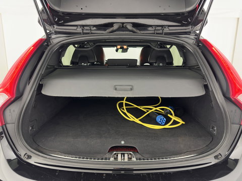 Volvo V60 2.4 D5 Twin Engine Summum Aut. *LEATHER | ADAPTIVE-CRUISE | XENON | MEMORY-PACK | HEATED-COMFORTSEATS | PRIVACY-GLASS | NAVI-FULLMAP | ECC | PDC | 18''ALU*