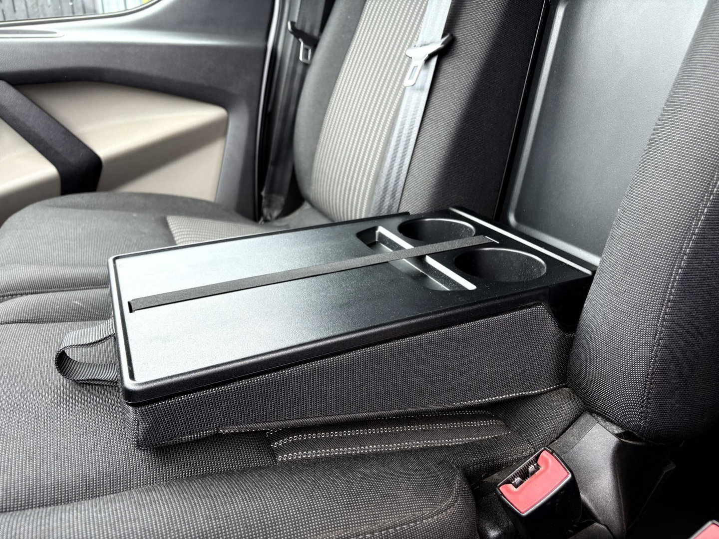 Ford Transit Custom 340 2.0 TDCI L2H1 Ambiente DC | DAKDRAGERS | 130PK