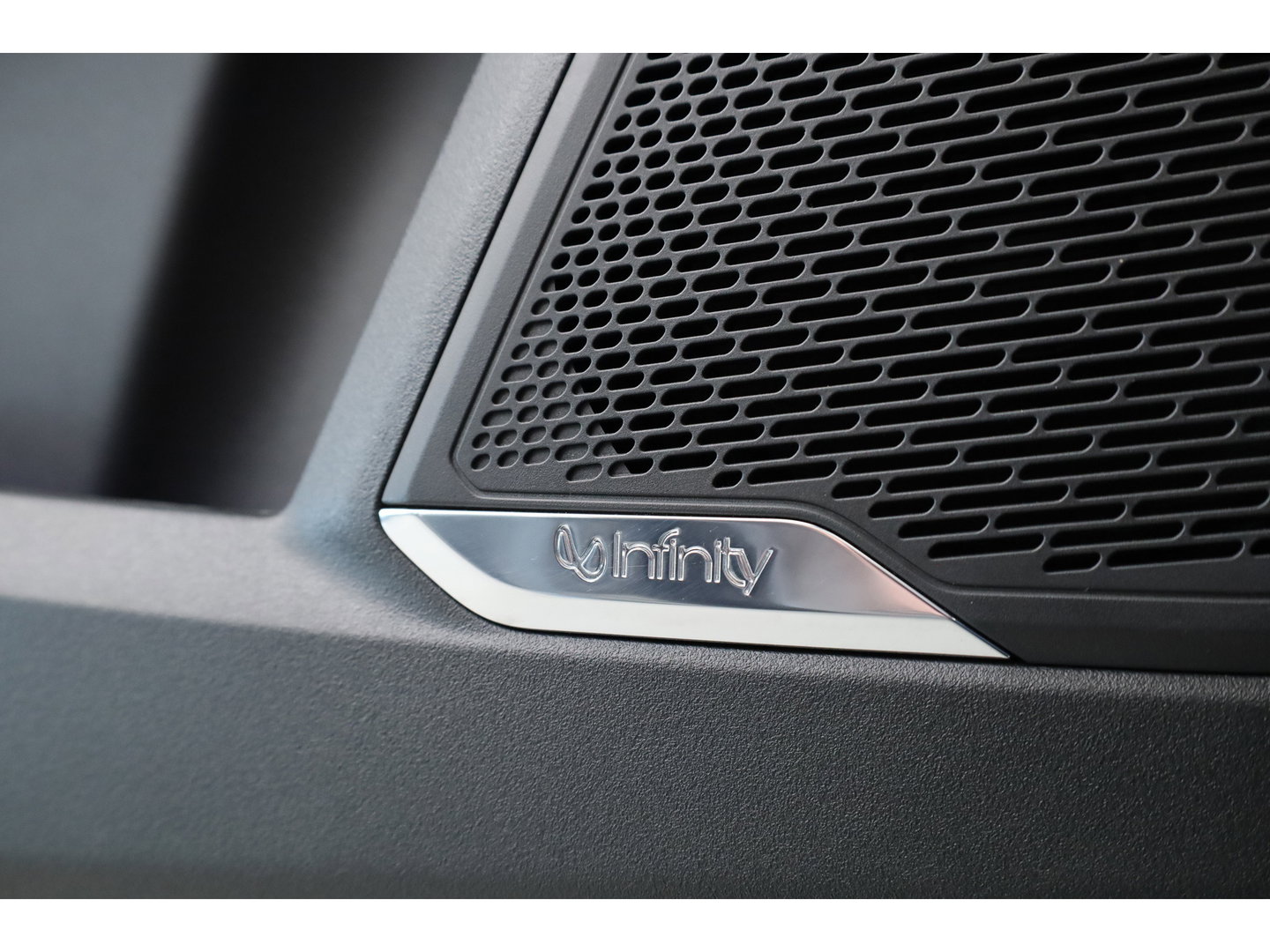 Lynk & Co 01 1.5 PHEV MY22 | Pano | Infinity Audio | Adapt. Cruise | 360cam | Stoelverw. | Apple CarPlay