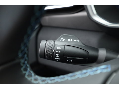 Lynk & Co 01 1.5 PHEV MY22 | Pano | Infinity Audio | Adapt. Cruise | 360cam | Stoelverw. | Apple CarPlay