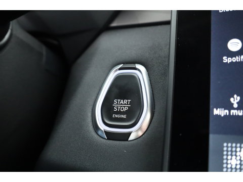 Lynk & Co 01 1.5 PHEV MY22 | Pano | Infinity Audio | Adapt. Cruise | 360cam | Stoelverw. | Apple CarPlay