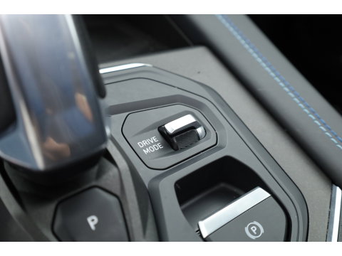 Lynk & Co 01 1.5 PHEV MY22 | Pano | Infinity Audio | Adapt. Cruise | 360cam | Stoelverw. | Apple CarPlay