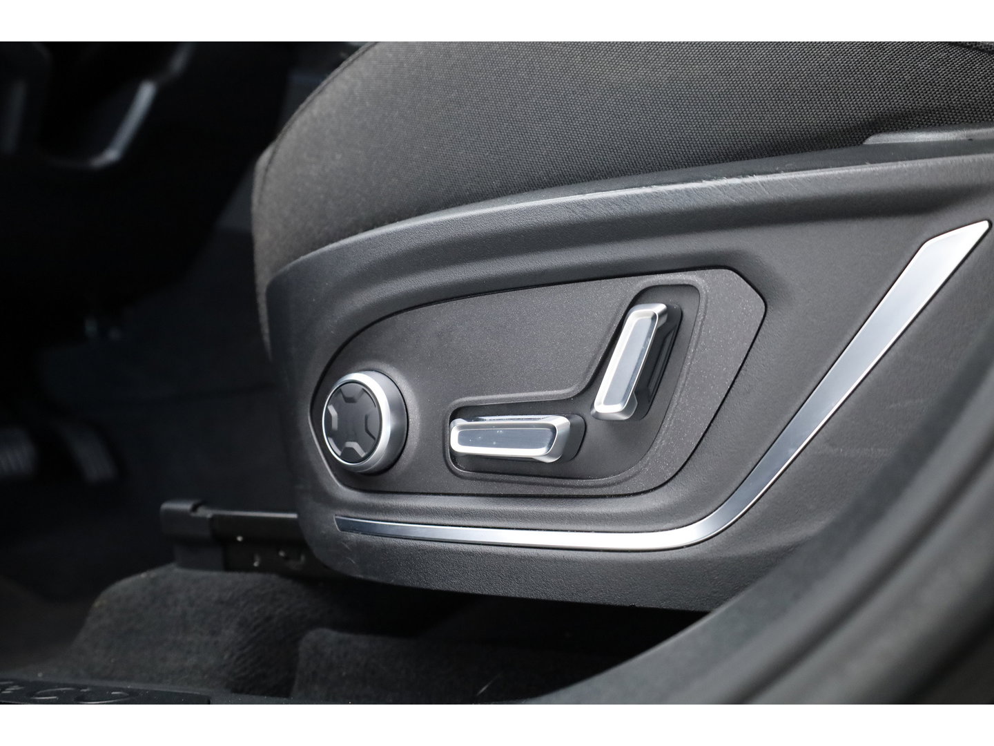 Lynk & Co 01 1.5 PHEV MY22 | Pano | Infinity Audio | Adapt. Cruise | 360cam | Stoelverw. | Apple CarPlay