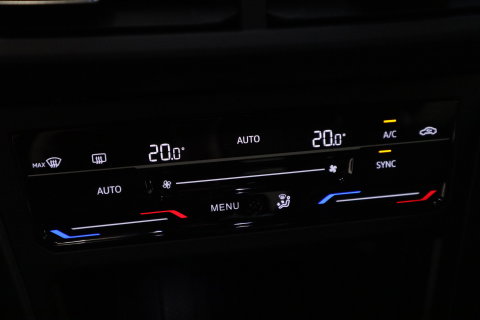 Volkswagen Polo 1.0 TSI R-Line 2x Full-led 16'lmv Adaptive-Cruise 24 Maanden garantie* (Vraag naar de voorwaarden)