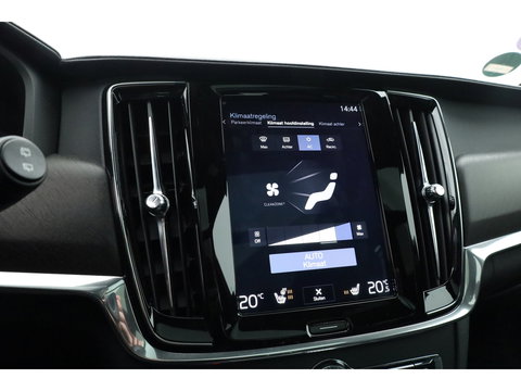 Volvo V90 Cross Country 2.0 T5 Pro | Luchtvering Four-C | Massage | Trekhaak | Pano | Head up | 360 Camera | Blis | Memory |