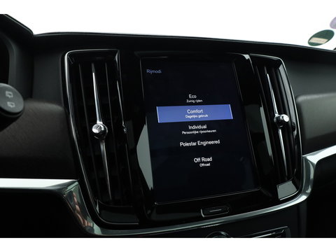 Volvo V90 Cross Country 2.0 T5 Pro | Luchtvering Four-C | Massage | Trekhaak | Pano | Head up | 360 Camera | Blis | Memory |