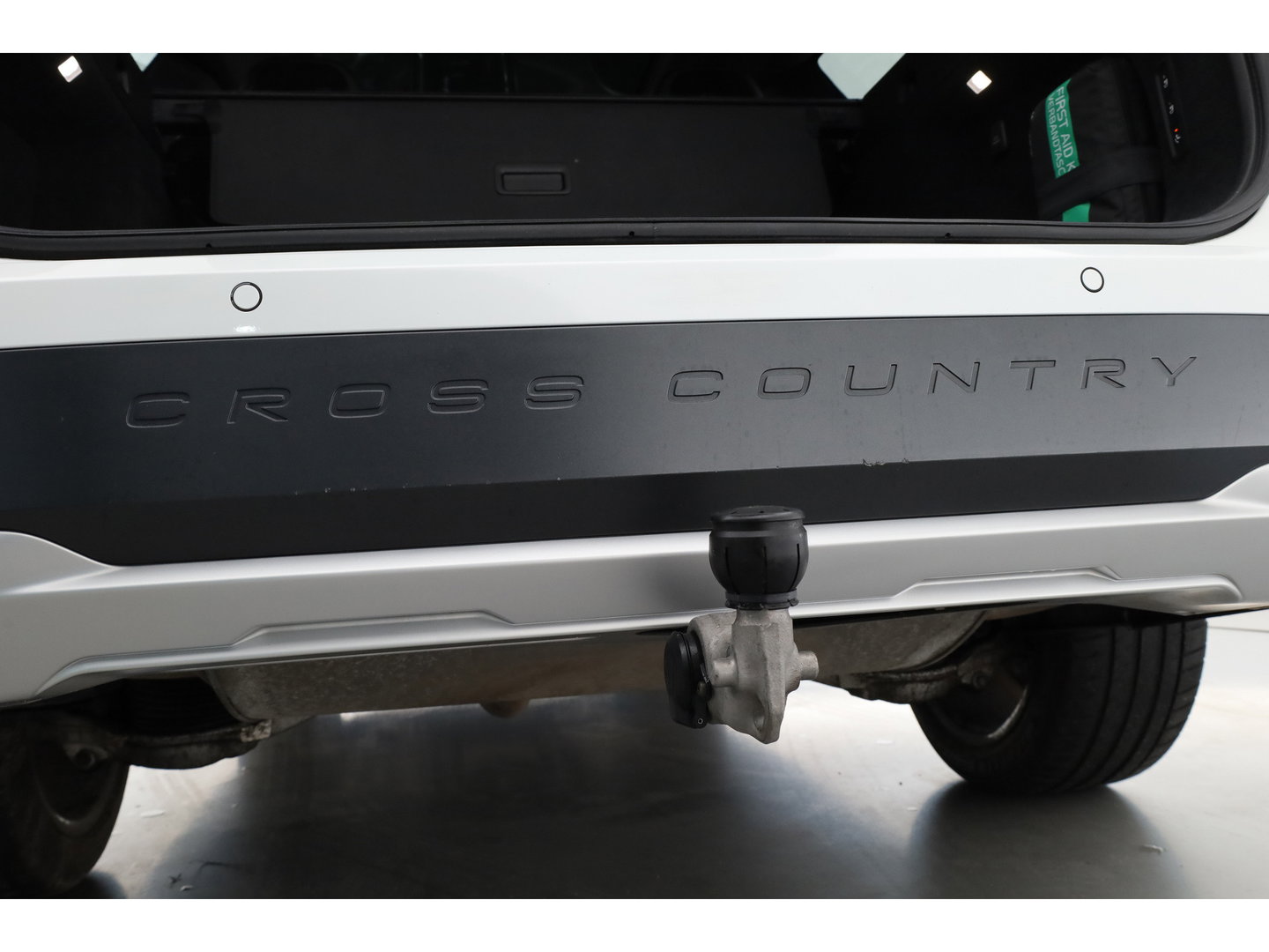 Volvo V90 Cross Country 2.0 T5 Pro | Luchtvering Four-C | Massage | Trekhaak | Pano | Head up | 360 Camera | Blis | Memory |