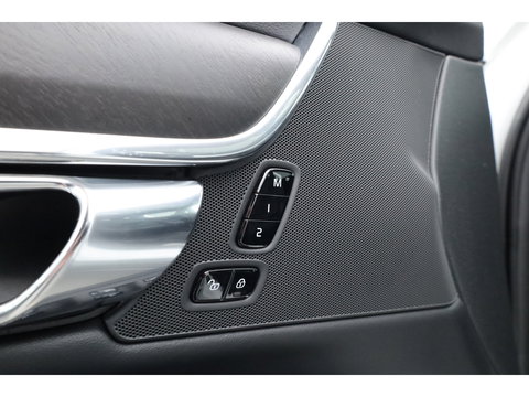 Volvo V90 Cross Country 2.0 T5 Pro | Luchtvering Four-C | Massage | Trekhaak | Pano | Head up | 360 Camera | Blis | Memory |