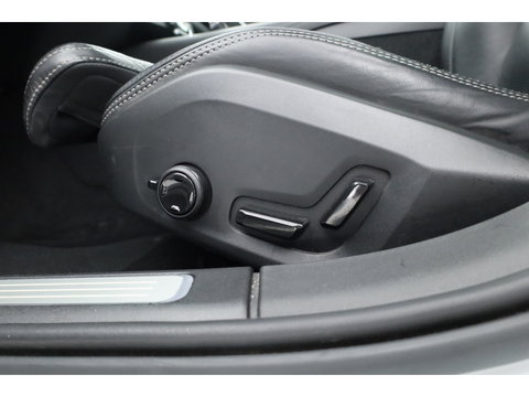 Volvo V90 Cross Country 2.0 T5 Pro | Luchtvering Four-C | Massage | Trekhaak | Pano | Head up | 360 Camera | Blis | Memory |