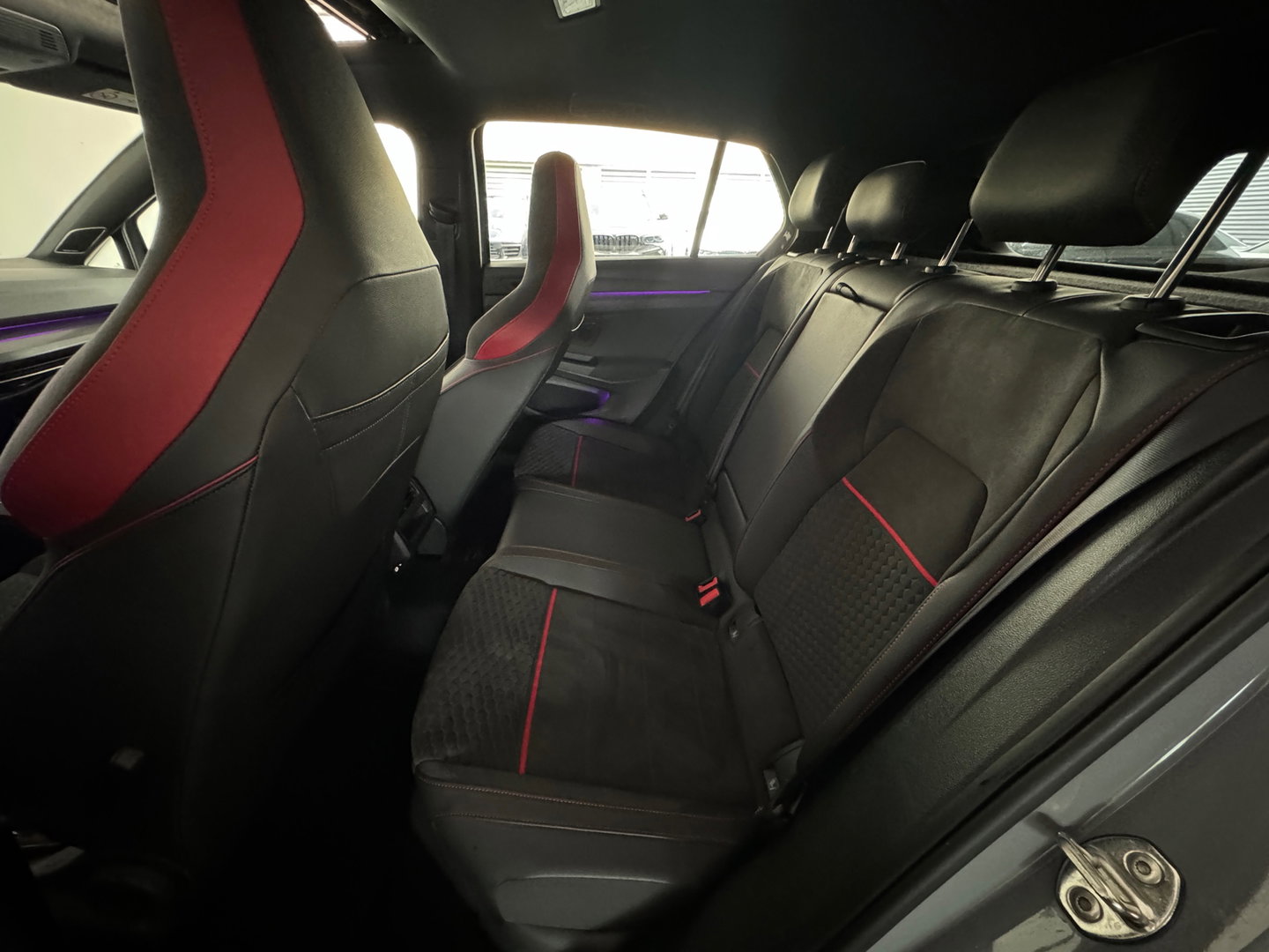Volkswagen Golf 2.0 TSI GTI Clubsport Pano|H/K|Sfeer|Camera