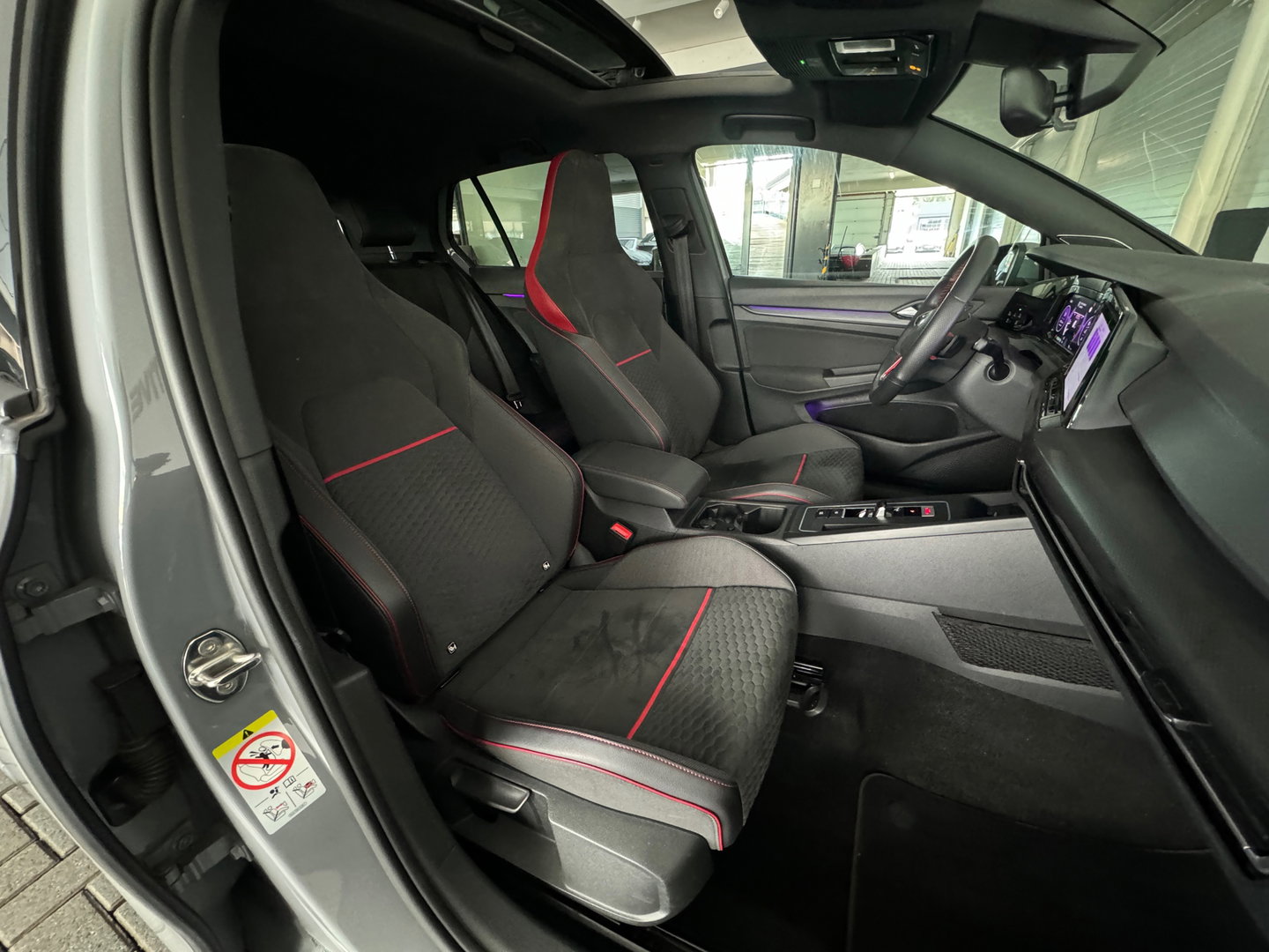 Volkswagen Golf 2.0 TSI GTI Clubsport Pano|H/K|Sfeer|Camera
