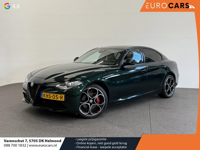 Alfa Romeo Giulia - 2.0T 200pk Sprint Aut. Navigatie Apple Carplay Android Auto Camera Parkeersensoren Adaptive Cruise Control Dodehoek detectie Stoelverwarming Lichtmetalen velgen Climate Control