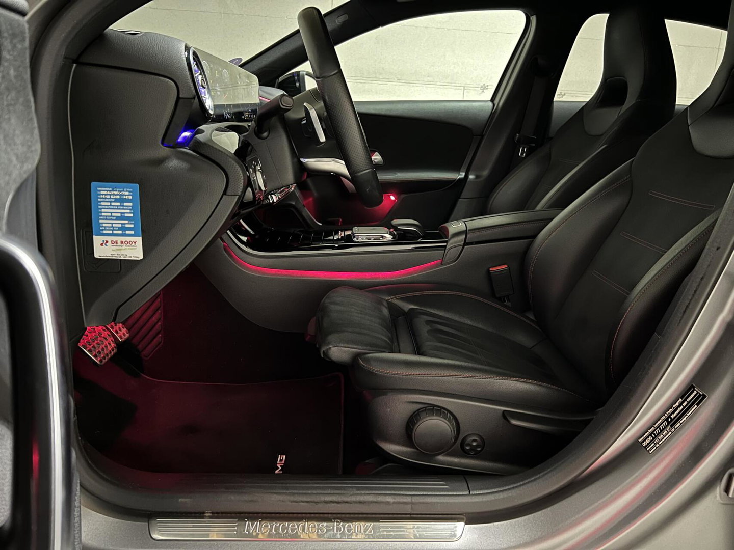 Mercedes-Benz A-Klasse 180 AMG Designo Matgrijs Sfeerverlichting Carplay