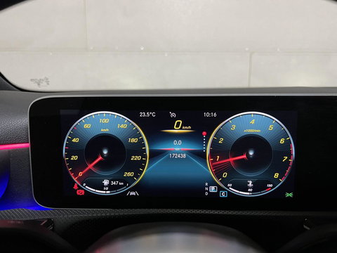 Mercedes-Benz A-Klasse 180 AMG Designo Matgrijs Sfeerverlichting Carplay