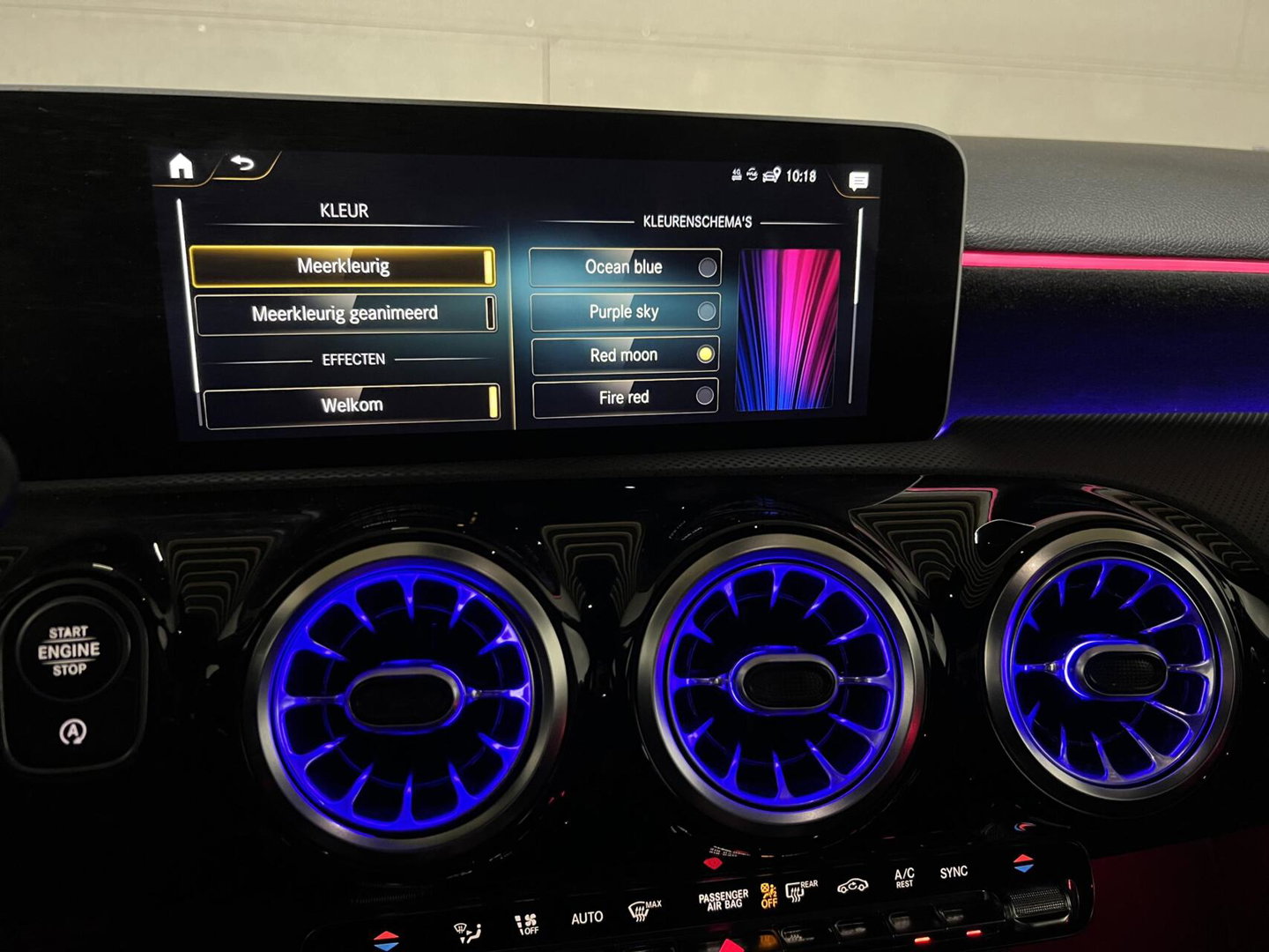 Mercedes-Benz A-Klasse 180 AMG Designo Matgrijs Sfeerverlichting Carplay