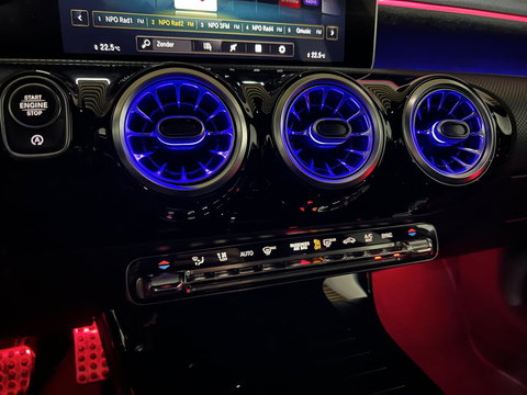 Mercedes-Benz A-Klasse 180 AMG Designo Matgrijs Sfeerverlichting Carplay