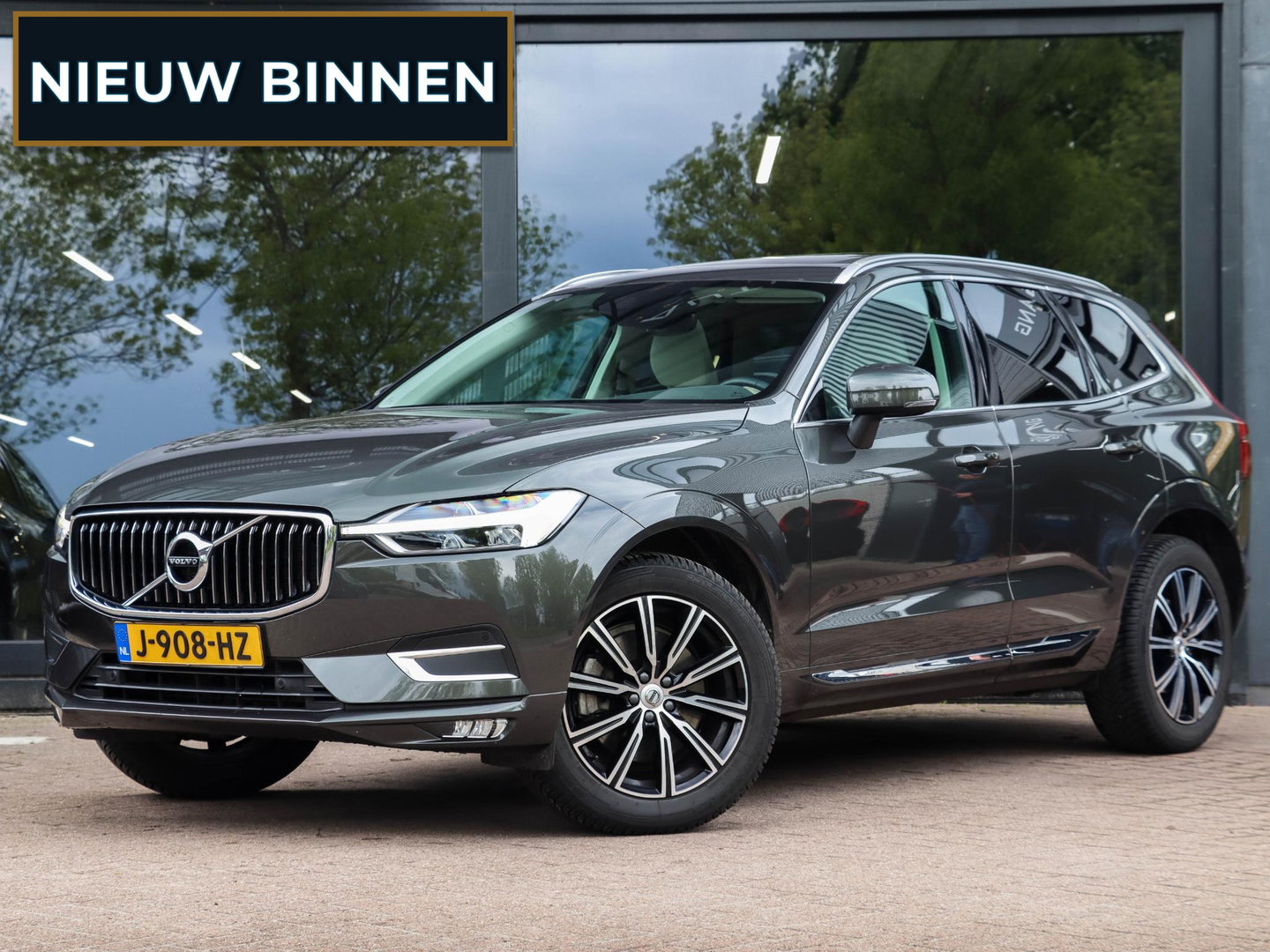 Volvo XC60 2.0 B5 Inscription 250pk Panodak Trekhaak