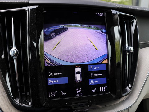 Volvo XC60 2.0 B5 Inscription 250pk Panodak Trekhaak