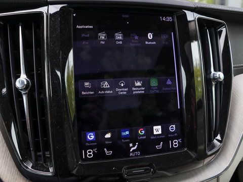 Volvo XC60 2.0 B5 Inscription 250pk Panodak Trekhaak