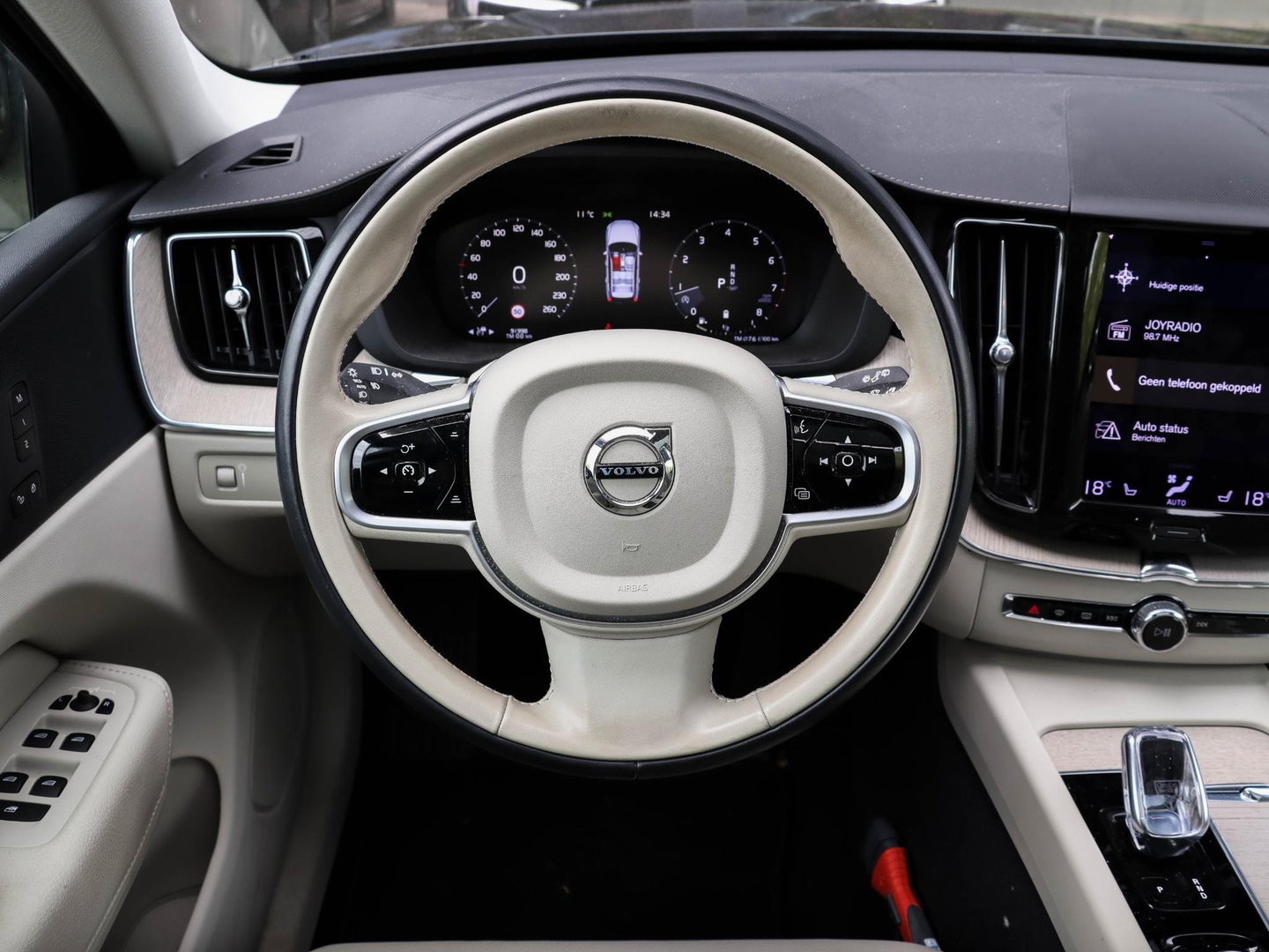 Volvo XC60 2.0 B5 Inscription 250pk Panodak Trekhaak
