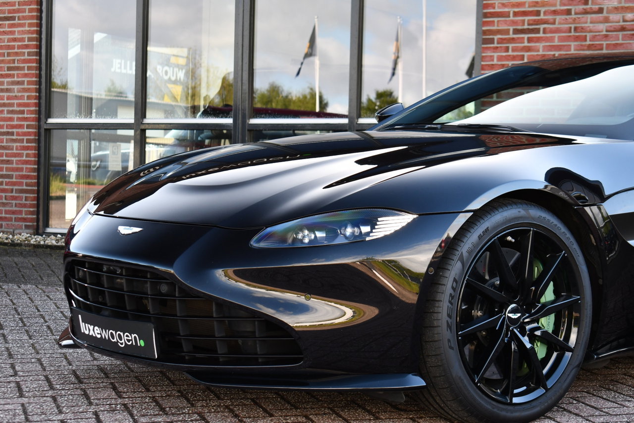 Aston Martin V8 Vantage