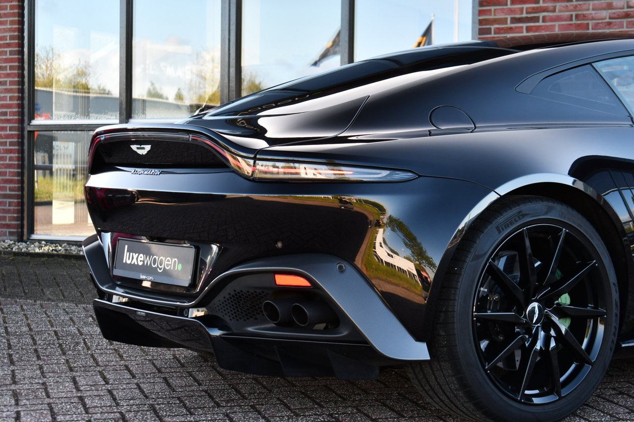 Aston Martin V8 Vantage