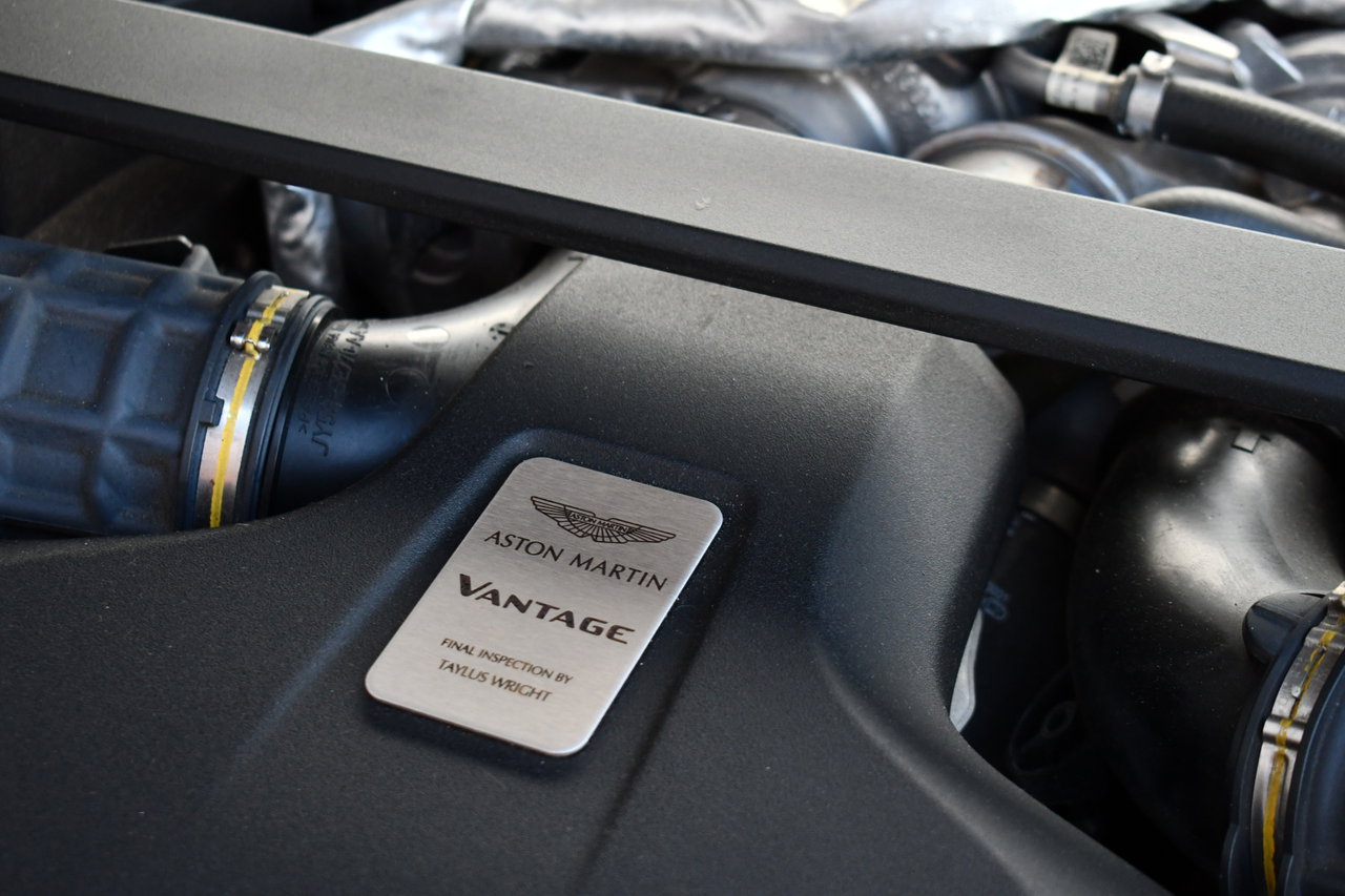 Aston Martin V8 Vantage