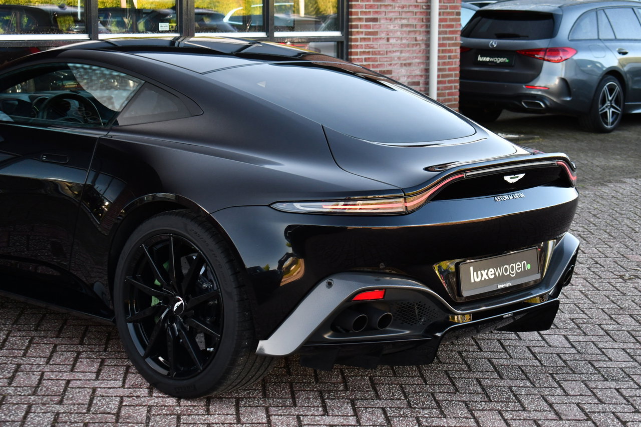 Aston Martin V8 Vantage