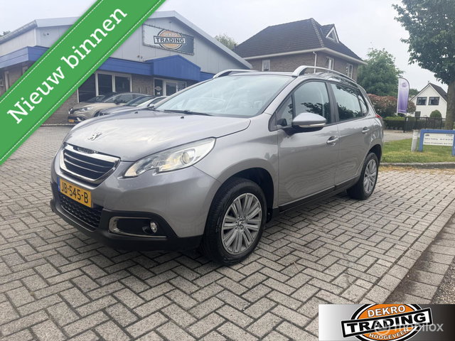 Peugeot 2008 - 1.2 PureTech Active airco cruise trekhaak nieuwe D-riem