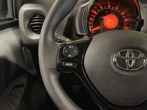 Toyota Aygo 1.0 VVT-i x-fun | Origineel Nederlands | Airconditioning | DAB | Cruise Control | Isofix |