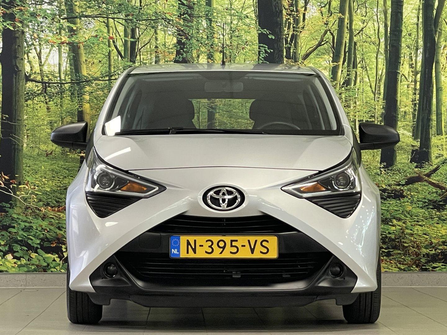 Toyota Aygo 1.0 VVT-i x-fun | Origineel Nederlands | Airconditioning | DAB | Cruise Control | Isofix |