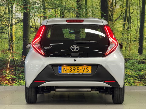 Toyota Aygo 1.0 VVT-i x-fun | Origineel Nederlands | Airconditioning | DAB | Cruise Control | Isofix |